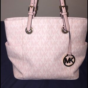 MK tote